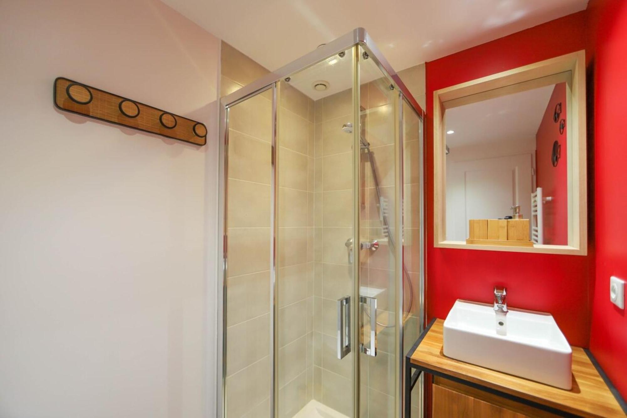 A L'Aventure ! Joli T2 Avec Balcon Centre Ville Annecy Zewnętrze zdjęcie
